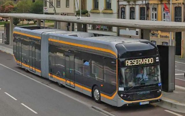 Metrobus com mais 3 faixas exclusivas em Gaia