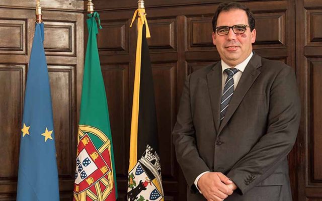 Ex-vice-presidente da Câmara de Gaia recebeu dinheiro para garantir interesses imobiliários