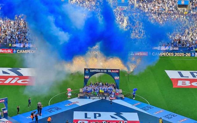 FC Porto termina a época em festa com vitória de 1-0 sobre o Santa Clara