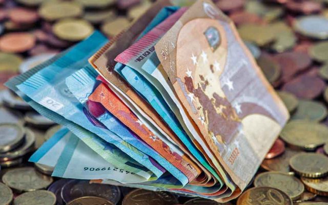 Inflação em Portugal atinge 3,3% em abril, o valor mais alto em dois anos