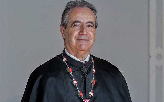Presidente do Tribunal Constitucional demite-se sem acordo entre partidos