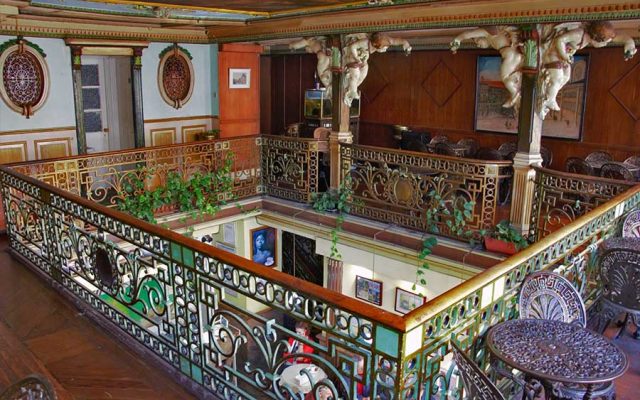 Donos da Lello demoliram confeitaria histórica na baixa do Porto