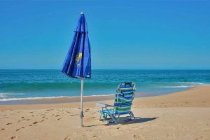 guarda sol na praia