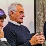 Águas de Gaia tem 3 administradores mas contratou Poças Martins para consultor por 14 mil por mês
