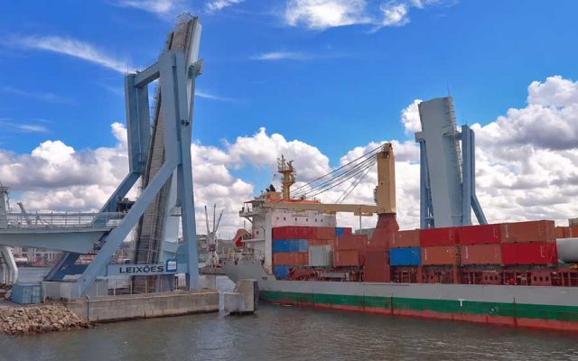 Ponte móvel de Leça da Palmeira fechada durante três meses