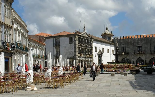 Viana do Castelo trava novos alojamentos locais no centro histórico para combater escassez de habitação